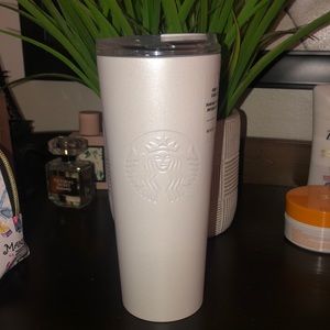White Starbuck Cup
